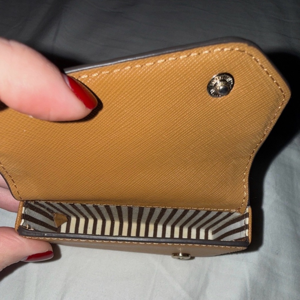 Henri Bendel Camel Tan Card Case - Picture 4 of 4